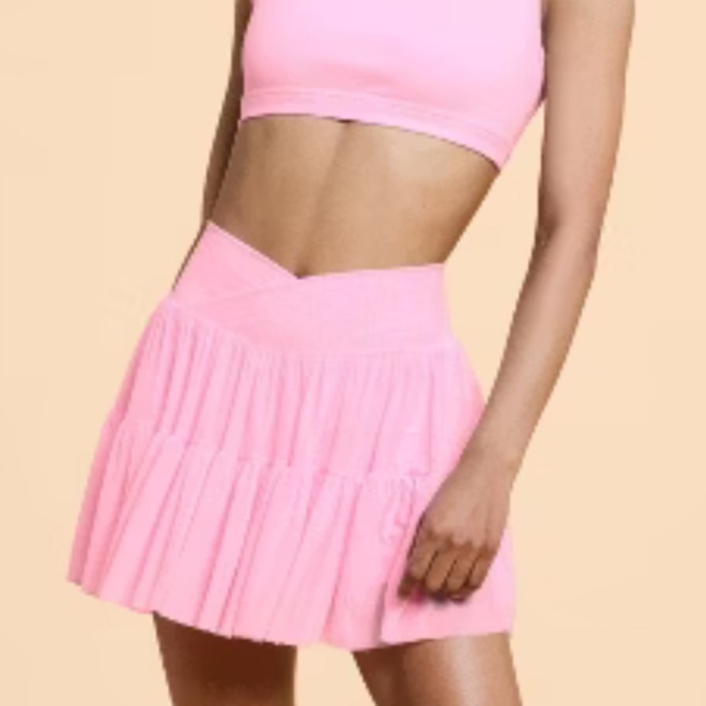 High-Rise Pink Mini Skirt with V-Waist Pleated Hem